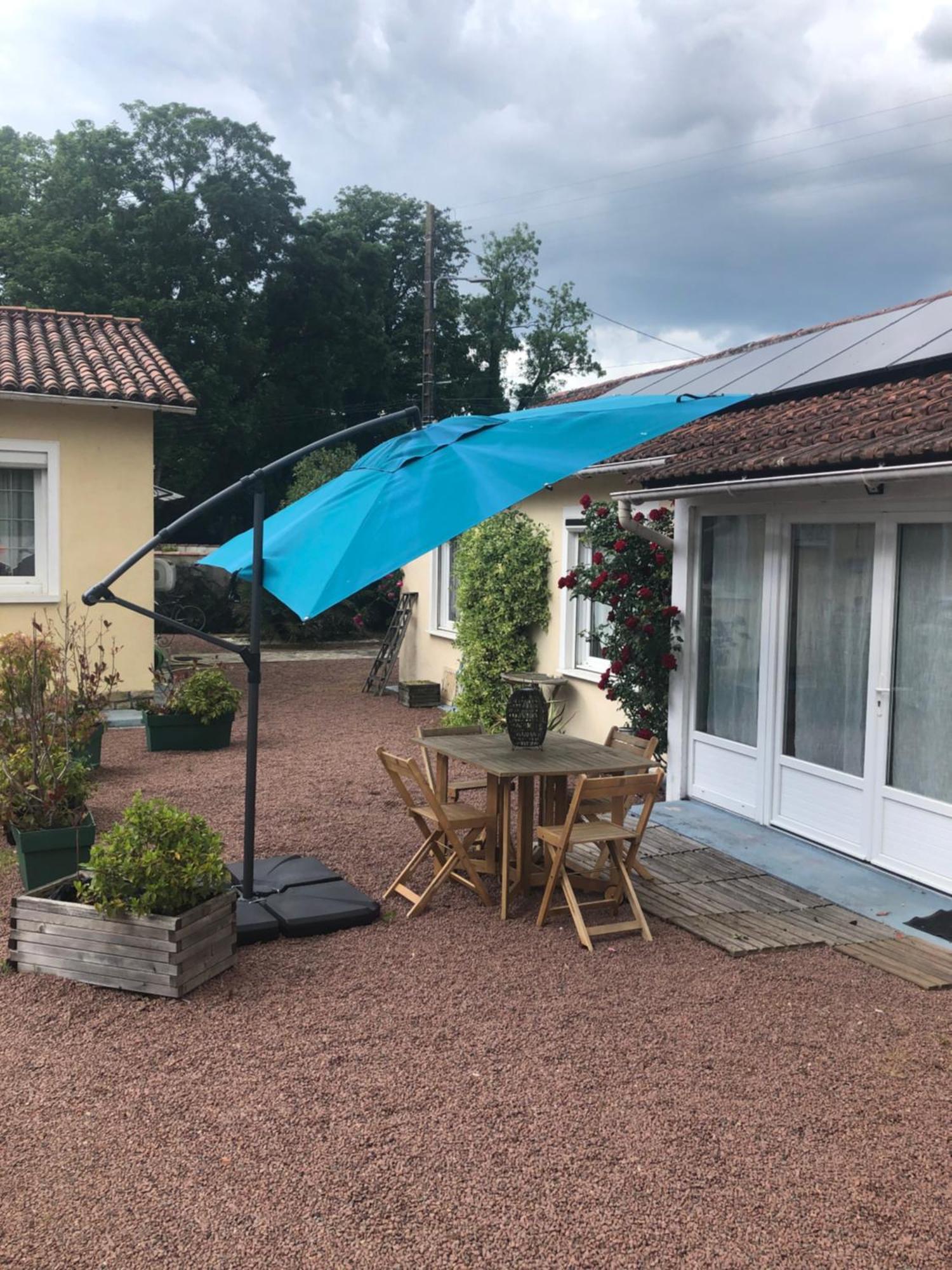 Charmante Maisonnette 2 Personnes Avec Wifi Surgeres Exterior photo